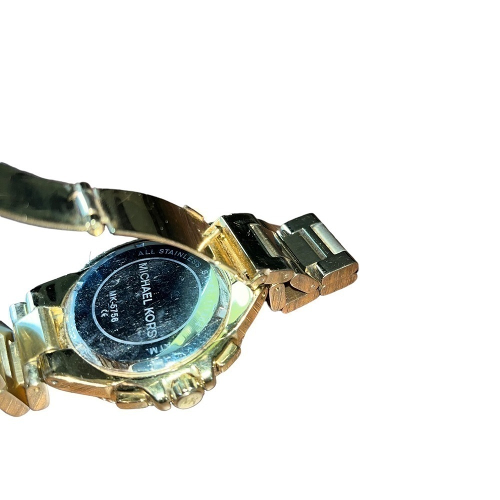 Authentic Michael KORS Oversized Camille Pavé Gold-Tone Watch - Picture 10 of 12